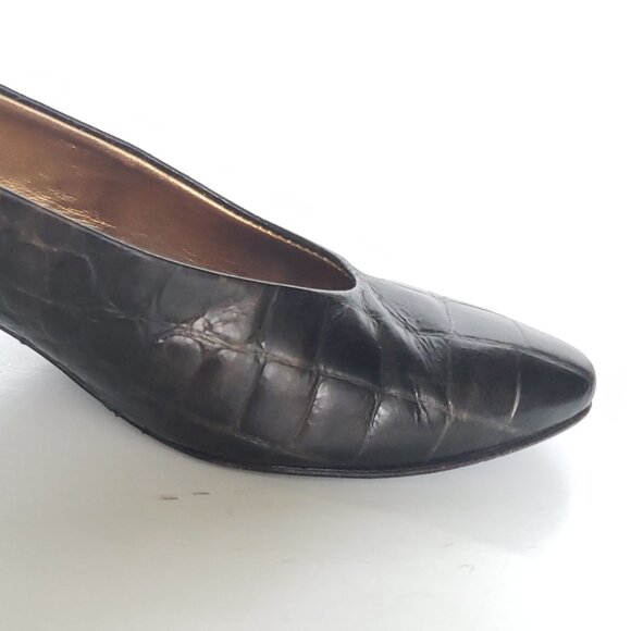 Joan & David Italian Black Croc Print Leather Pumps-Hand Made in Italy; size 7B - Picture 13 of 15